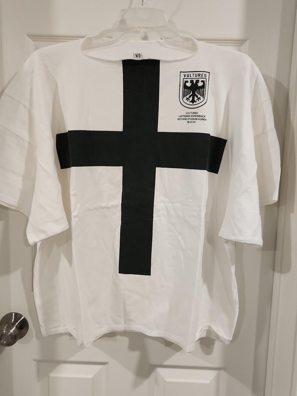 YZY Vultures Kanye West Korea Exclusive Cross T Shirt White Size 3 L XL XXL NWT